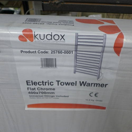 2369 - A Kudox electric towel warmer - 400mm x 700mm - boxed and unused