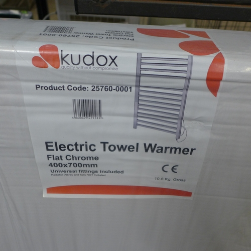 2374 - A Kudox electric towel warmer - 400mm x 700mm - boxed and unused