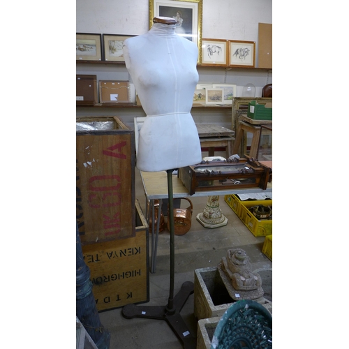 251 - A vintage Furse cast iron based tailor's mannequin