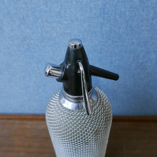 309 - A vintage soda siphon