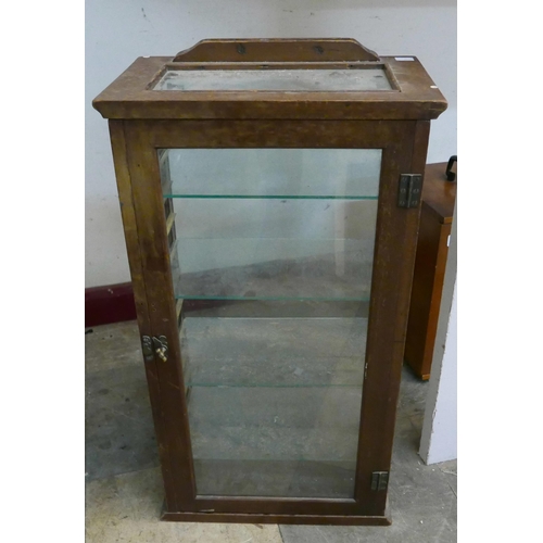 326 - An early 20th Century glazed oak table top display cabinet