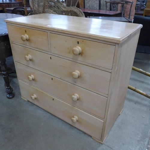 94 - A Victorian pine chest of drawers