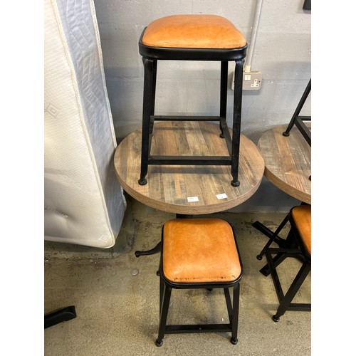 1633 - A wood effect small pub stable with two industrial style stools