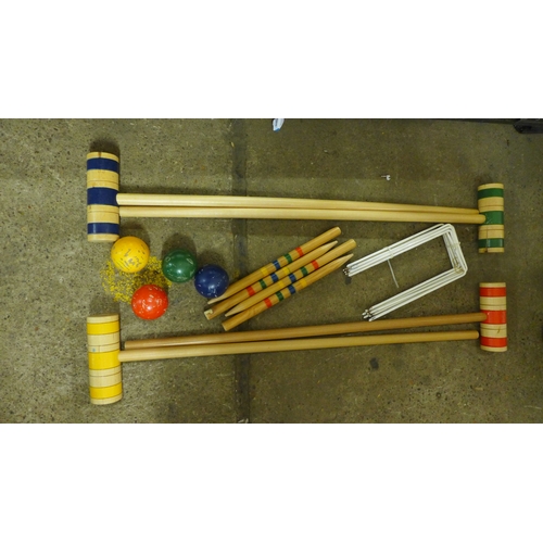 2389A - A croquet set in soft case