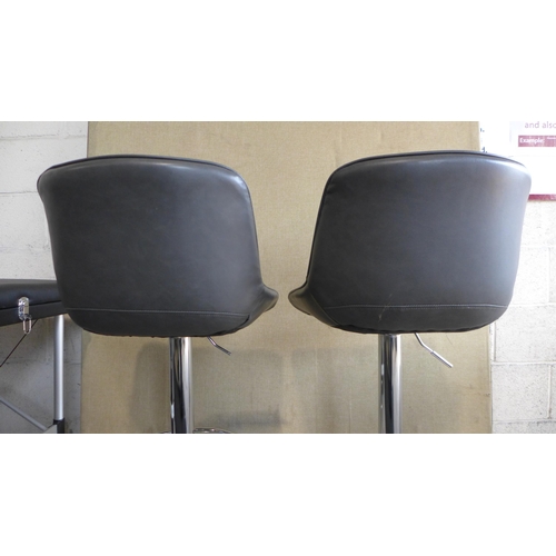 3011 - Pair of Bayside Grey Gas-Lift Bar Stools - Damaged  (305-114)    * This lot is subject to vat