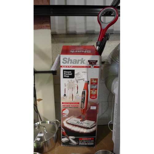 3024 - Shark Steam Mop (model:- S6003UKCO)  (305-32)    * This lot is subject to vat