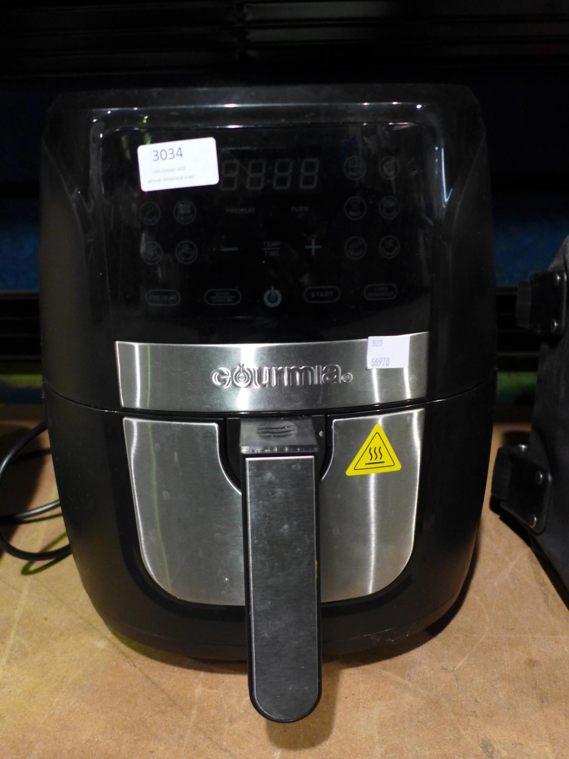 GAF698 - Gourmia 6-Quart Digital Air Fryer 