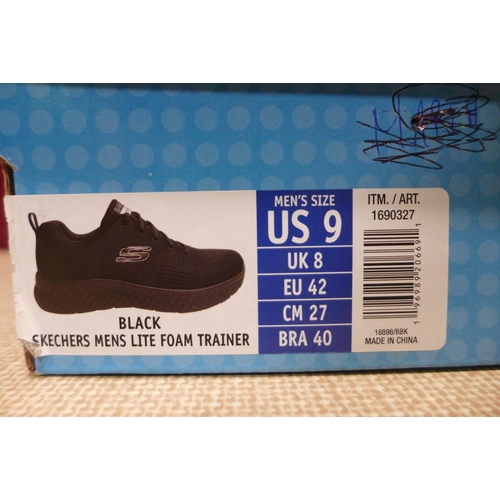 3047 - Pair of men's black Skechers - UK size 8 * This lot is subject to VAT