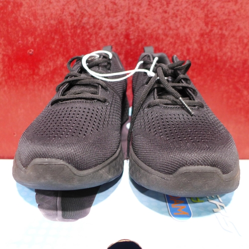 3047 - Pair of men's black Skechers - UK size 8 * This lot is subject to VAT