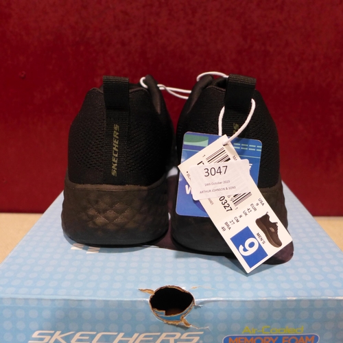 3047 - Pair of men's black Skechers - UK size 8 * This lot is subject to VAT