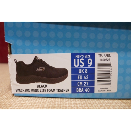 3048 - Pair of men's black Skechers - UK size 8 * This lot is subject to VAT