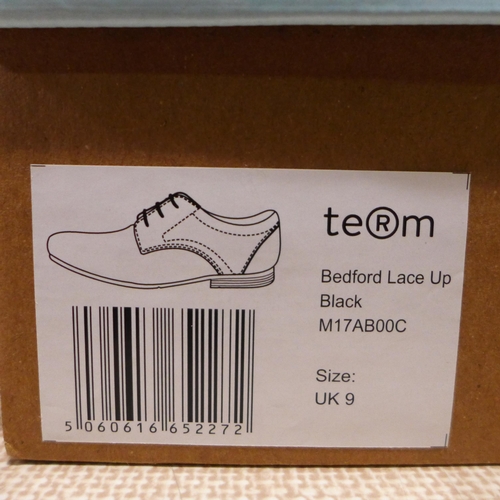 3053 - Pair of black Term Footwear school shoes - size 9 * This lot is subject to VAT