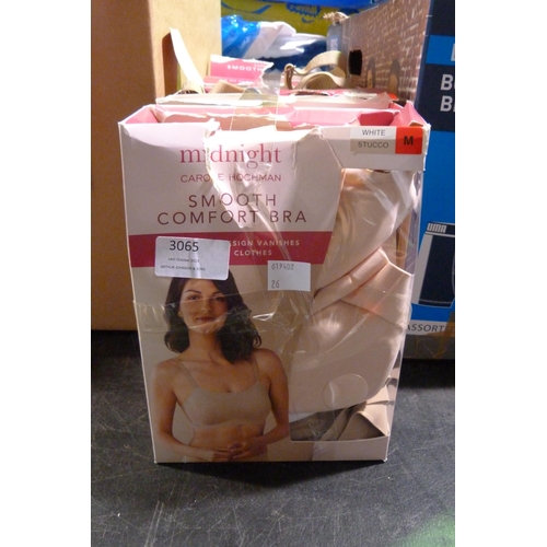 3065 - Eleven packs of women's Smooth Comfort bras - size M * this lot is subject to VAT