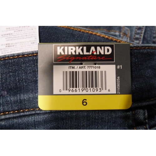 3070 - Five pairs of women's Kirkland Signature jeans - size 6 * this lot is subject to VAT