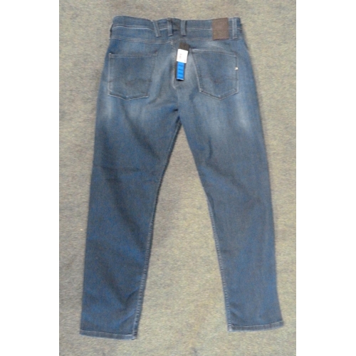 3077 - Four pairs of men's branded jeans: Replay & Lee - mixed sizes and styles * this lot is subject to VA... 