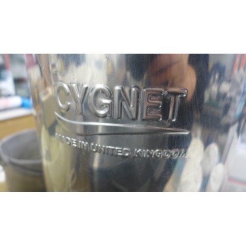 2404 - A Cygnet electric tea urn