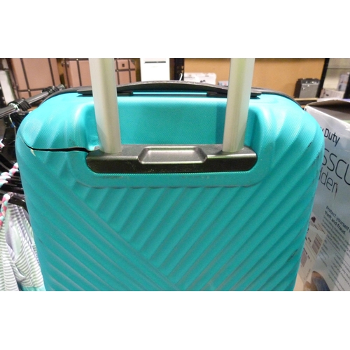 3110 - American Tourister Visby Carry On Hardside Spinner Case  (305-96)    * This lot is subject to vat