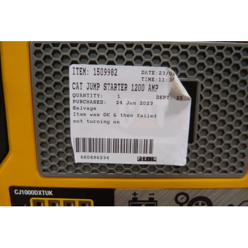 3123 - Cat 1200 Amp Jump Starter (model:- CJ1000DXT) (306-294) * This lot is subject to VAT