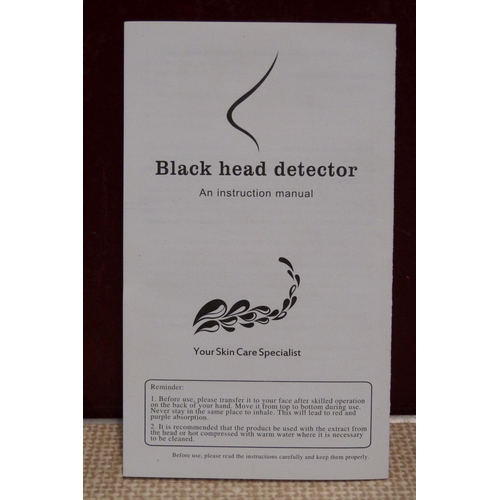 3134 - Black Head Detector Kit with Attachments - unused