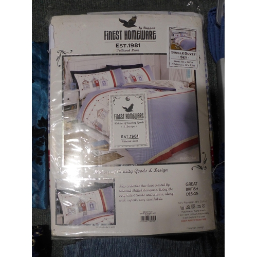 3200 - Blue Themed Bundle inc: Duvet Set, Curtains and Cushion Covers (Y,A5)