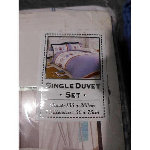 3200 - Blue Themed Bundle inc: Duvet Set, Curtains and Cushion Covers (Y,A5)