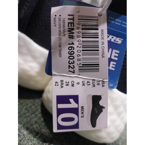 3245 - Pair of men's navy Skechers - UK size 9 * This lot is subject to VAT