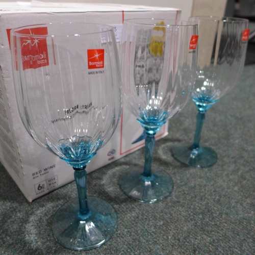 3285 - Three Florian Wine Glasses with Blue Stems  (305-148)    * This lot is subject to vat