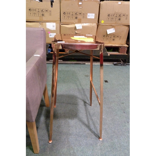 3386 - Metal polished copper bar stool (17) - missing foot