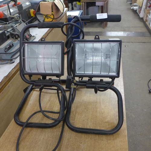 2004 - Two 240v work lights