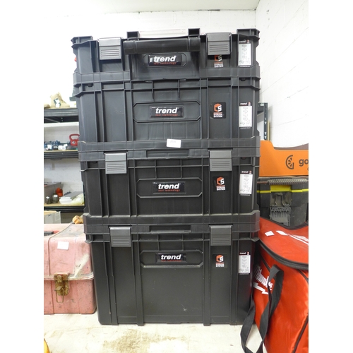 2016 - A Trend toolbox stacking trolley with a 3 tread organiser