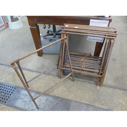 2043 - Eight folding trestle stands