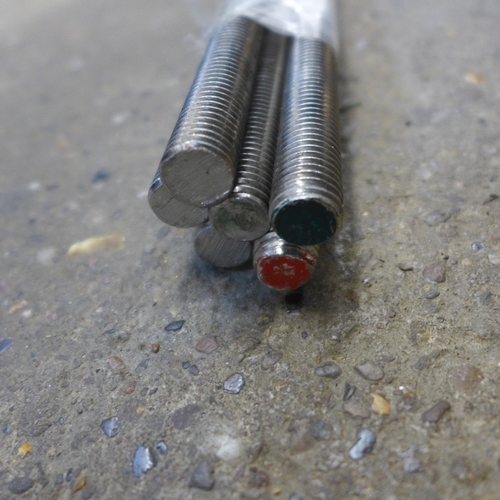 2044 - Six lengths of 12mm stainless threaded bar