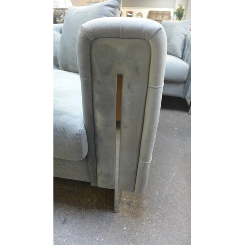 1309 - A Fenzi grey buttoned velvet three seater sofa, two seater sofa and armchair * This lot is subject t... 