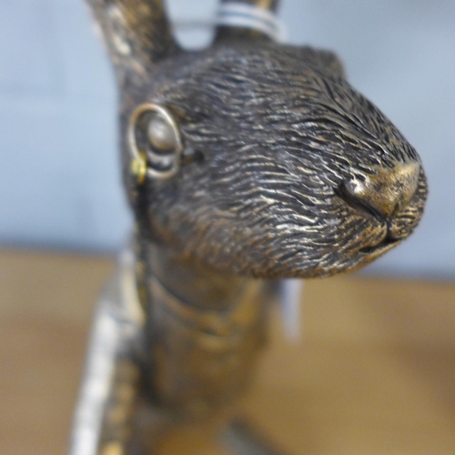 1428 - A Lord Harrington Hare figure (071996230524)   #