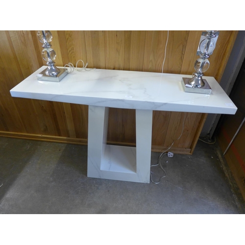 1486 - A marble effect console table