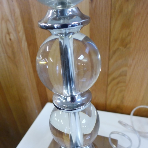 1488 - A glass bubble table lamp