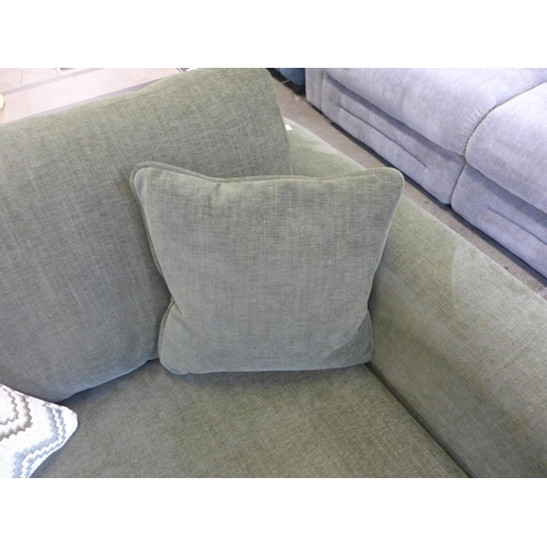 1538 - A chunky forest green upholstered love seat