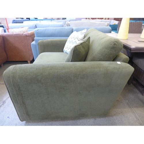 1538 - A chunky forest green upholstered love seat