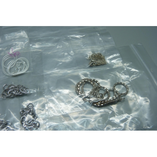 1016 - Ten new silver chains, various lengths