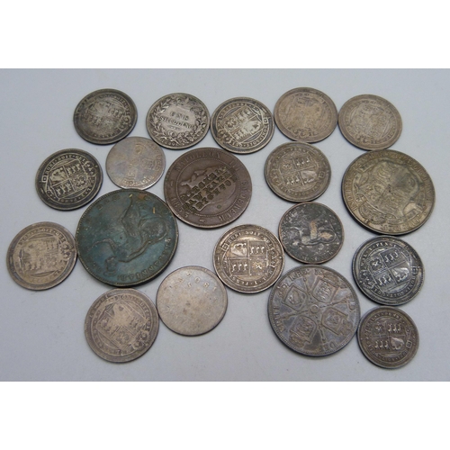 1031 - Thirteen Victorian silver coins, 74g, a William III silver coin and a George III silver coin, a 1921... 