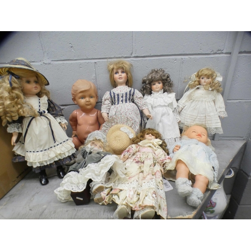 1107 - Alberon, Palitoy and Japanese dolls **PLEASE NOTE THIS LOT IS NOT ELIGIBLE FOR POSTING AND PACKING**