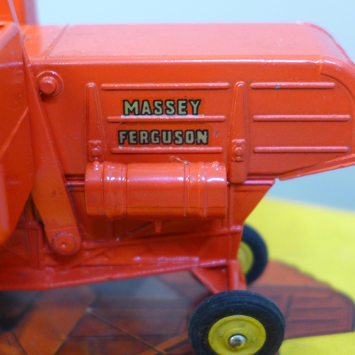 662 - A Corgi Major Toys Massey-Ferguson 780 Combine Harvester, 1111, boxed