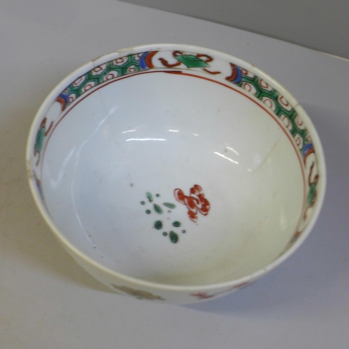 664 - Two Chinese bowls, both a/f