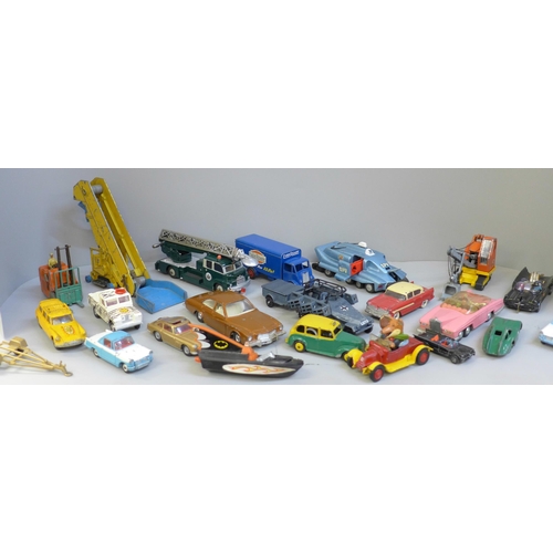 675 - A collection of Dinky and Corgi die-cast model vehicles