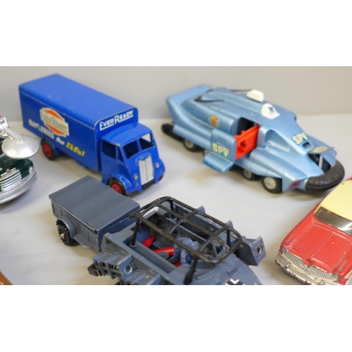 675 - A collection of Dinky and Corgi die-cast model vehicles