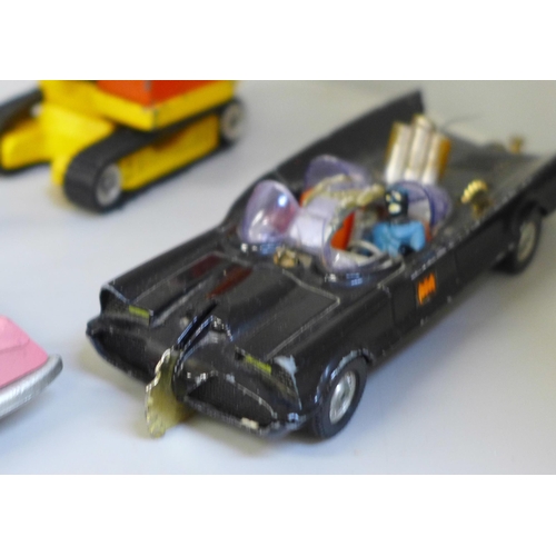 675 - A collection of Dinky and Corgi die-cast model vehicles