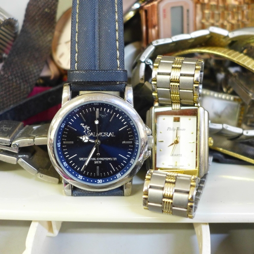 708 - Lady's and gentleman's wristwatches