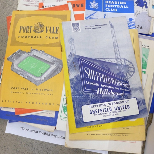 741 - 175 assorted football programmes from 1950s/1960s