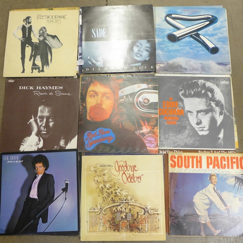 792 - A collection of LP records including The Beatles, Police, Mike Oldfield, Paul McCartney, etc. (30 ap... 