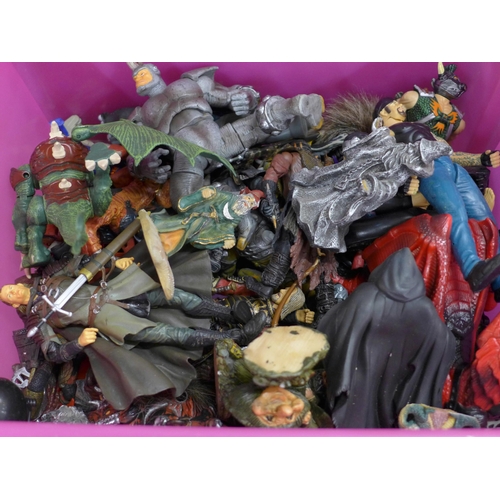 814 - A collection of toy figures including Action Man, Obi-Wan Kenobi and other characters